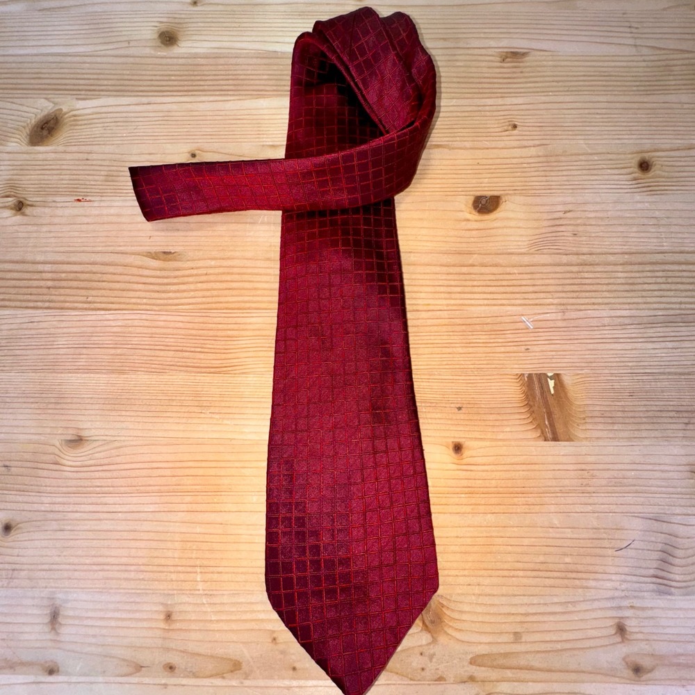 Thomas Pink 100% Silk Red Grid Tie Made‎ in France Luxury Designer Formal